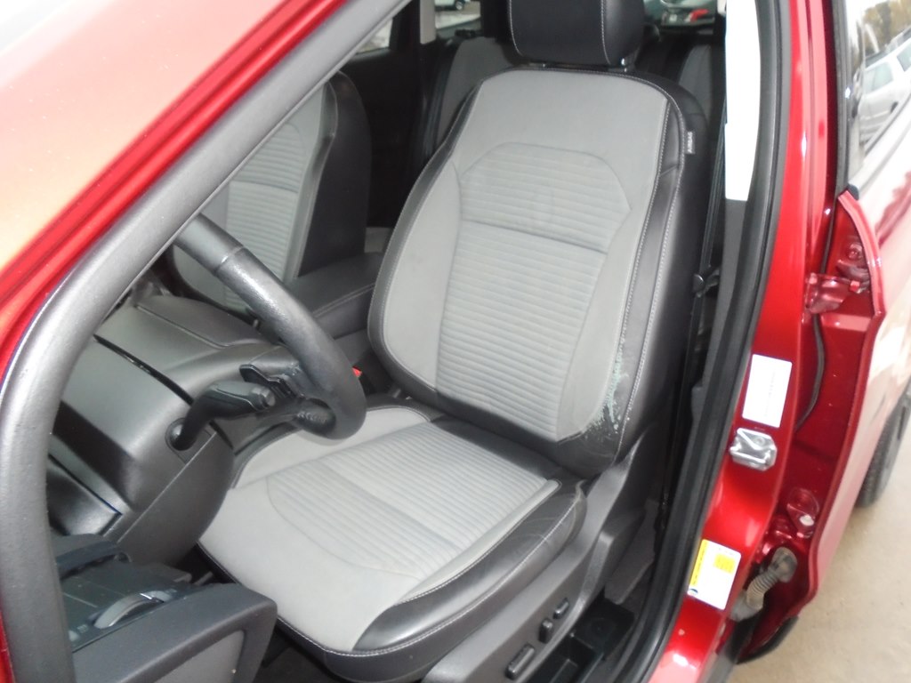 Photo 19 of this FORD ESCAPE