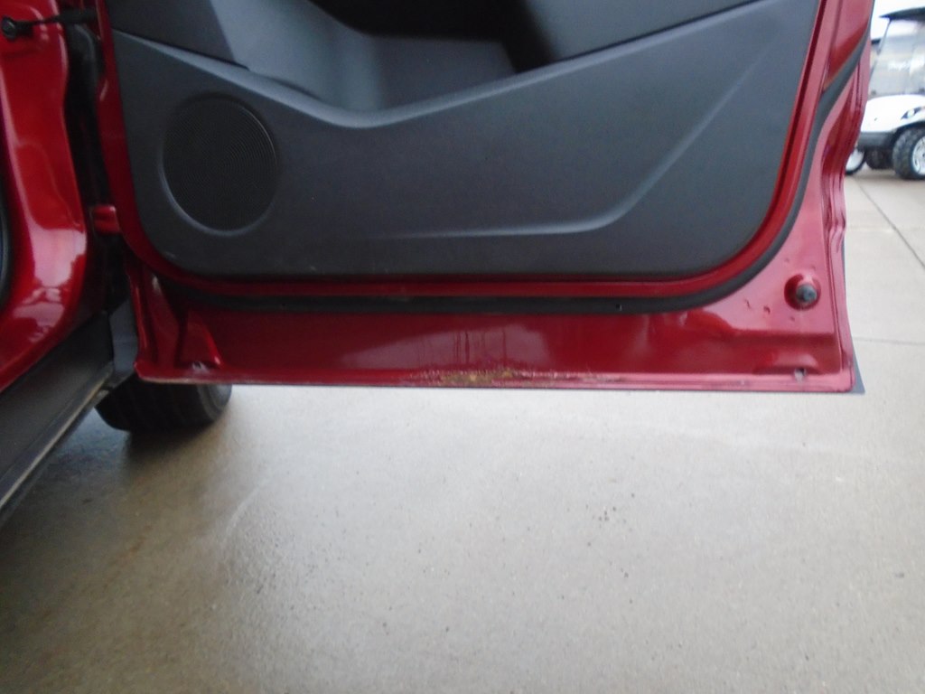 Photo 38 of this FORD ESCAPE
