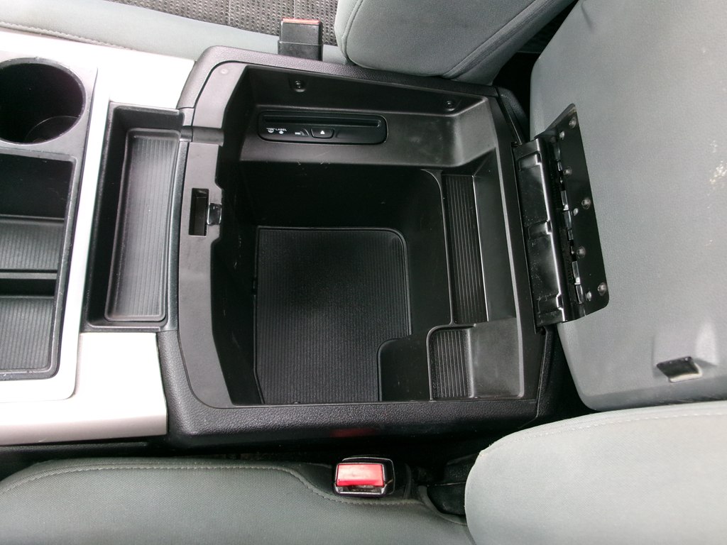 Photo 58 of this RAM 1500
