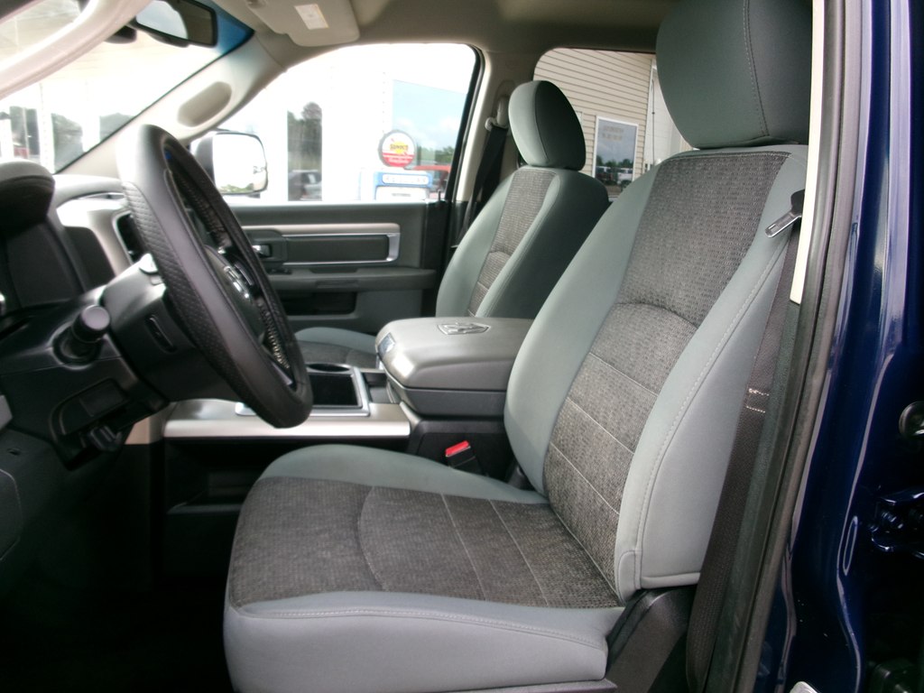 Photo 13 of this RAM 1500