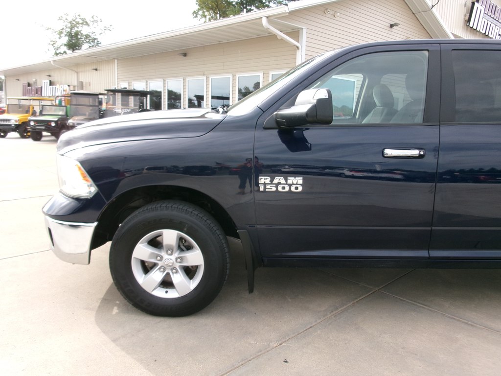 Photo 2 of this RAM 1500