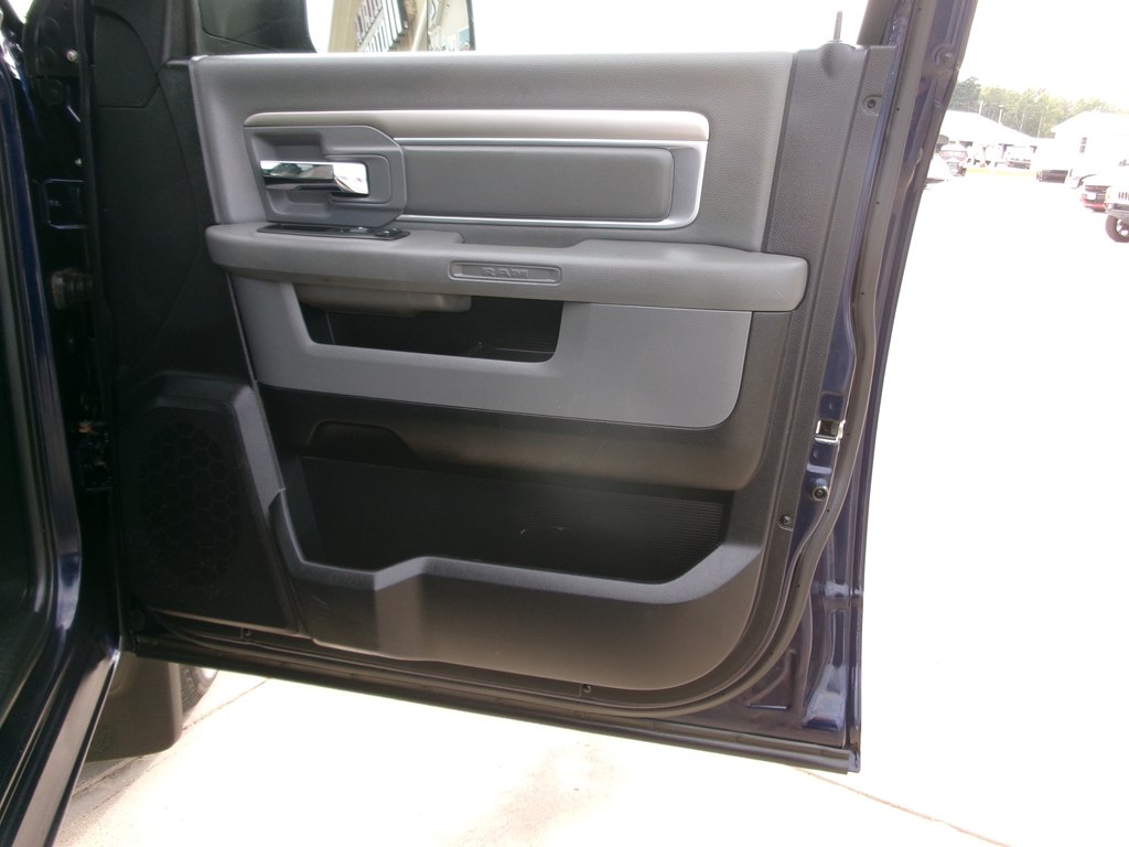 Photo 34 of this RAM 1500