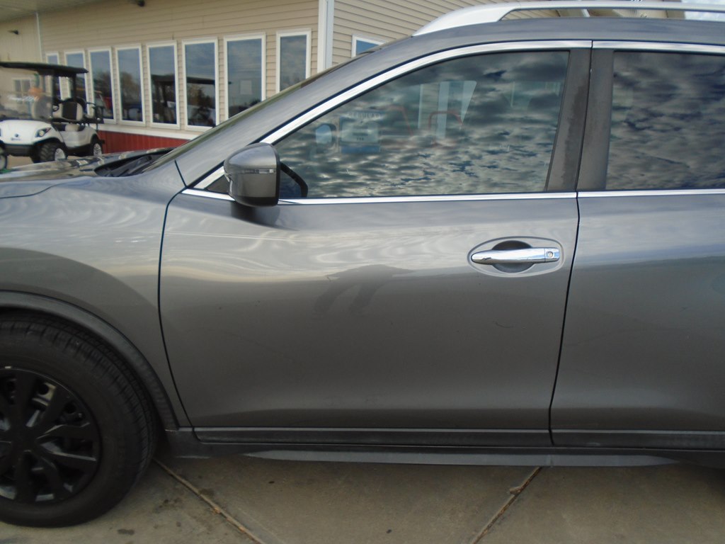 Photo 45 of this NISSAN ROGUE