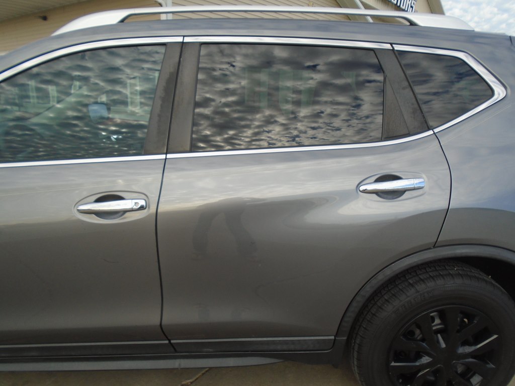 Photo 46 of this NISSAN ROGUE