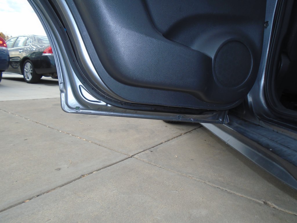 Photo 13 of this NISSAN ROGUE