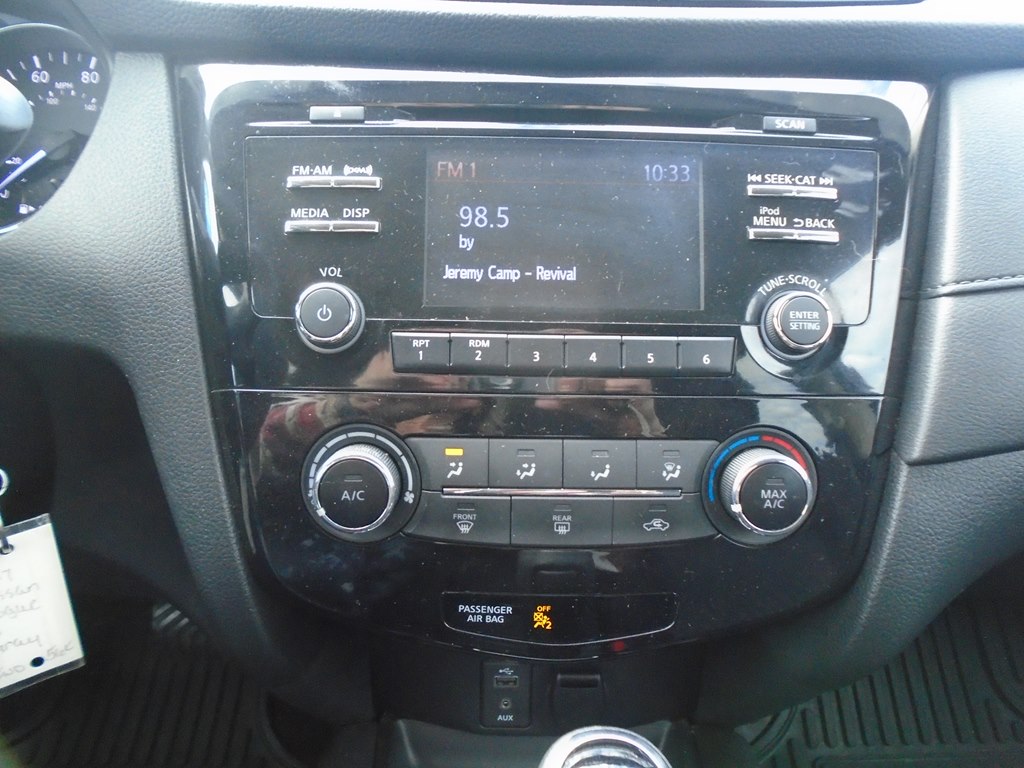 Photo 33 of this NISSAN ROGUE