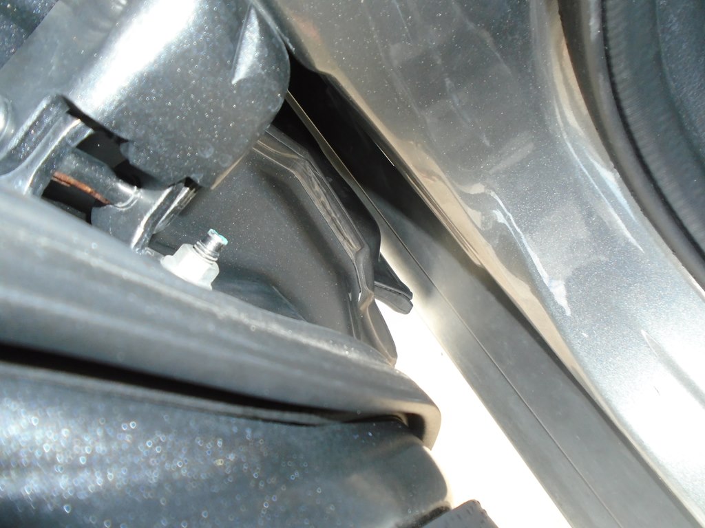 Photo 10 of this NISSAN ROGUE