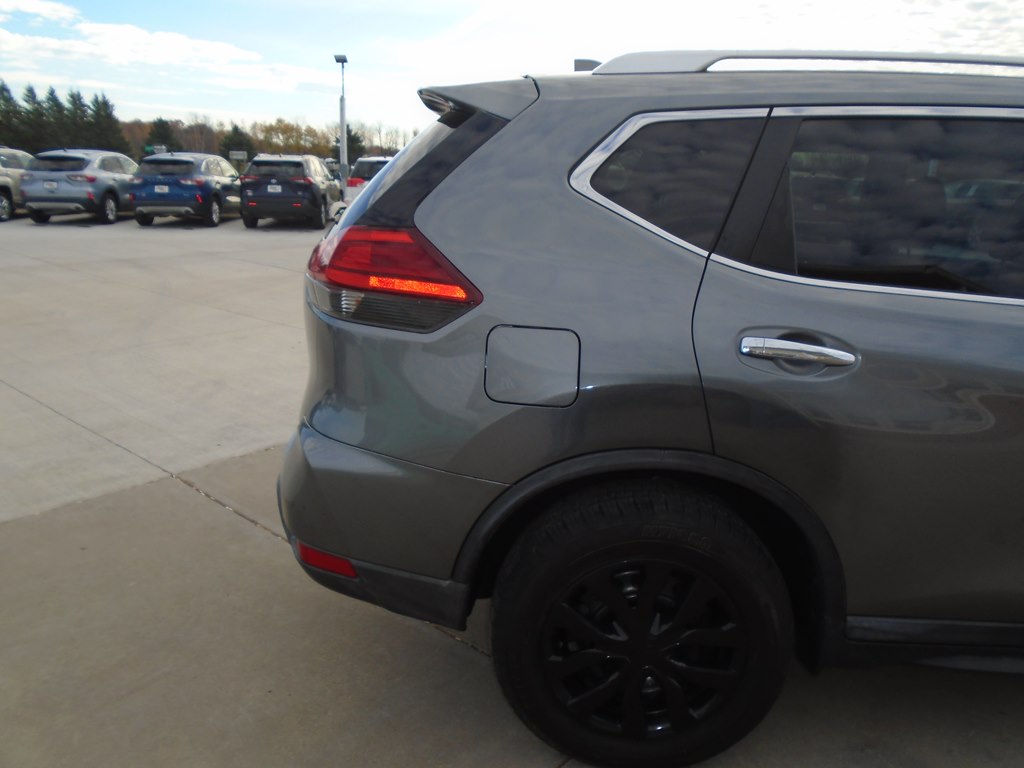 Photo 53 of this NISSAN ROGUE