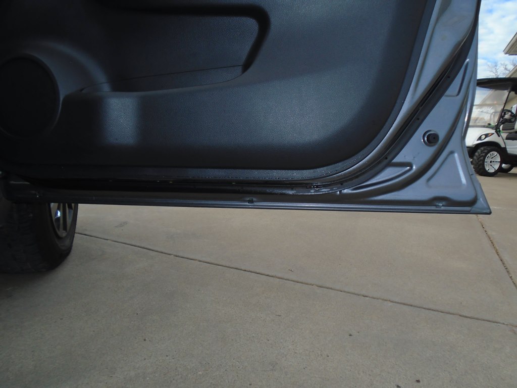 Photo 21 of this NISSAN ROGUE