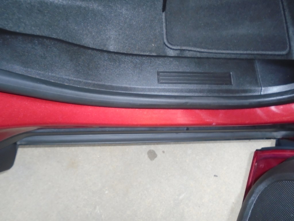 Photo 46 of this CHEVROLET EQUINOX