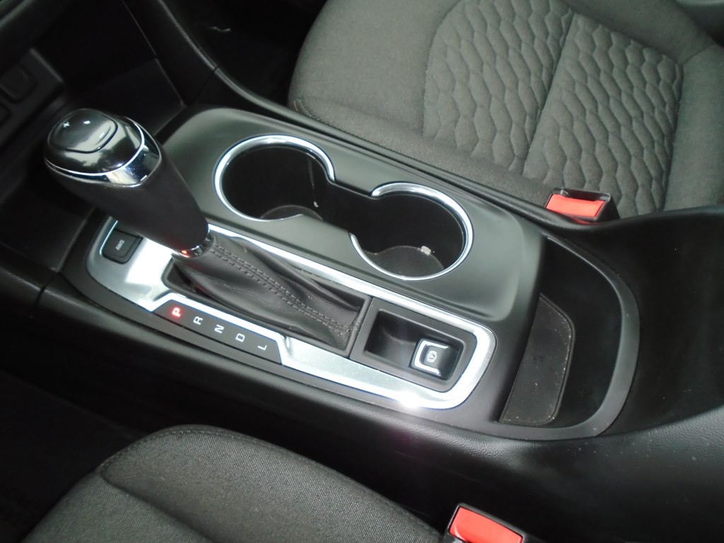 Photo 58 of this CHEVROLET EQUINOX