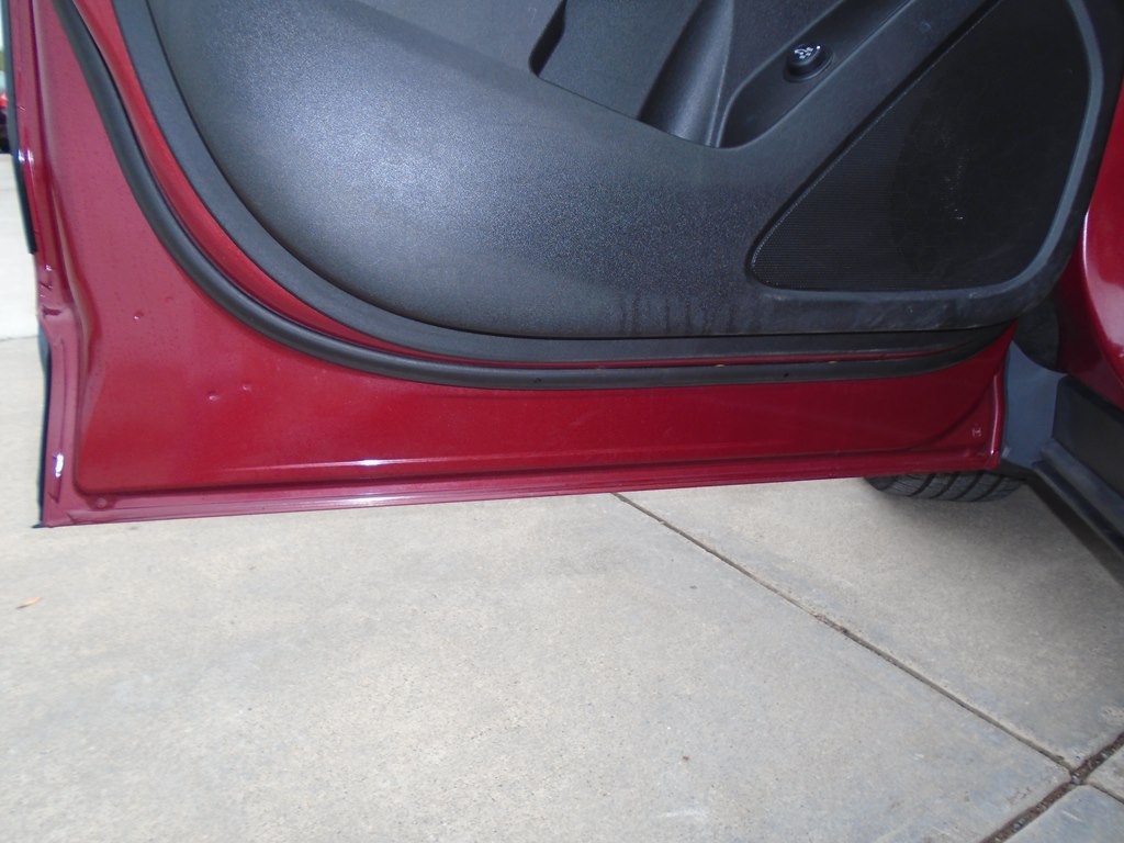 Photo 25 of this CHEVROLET EQUINOX