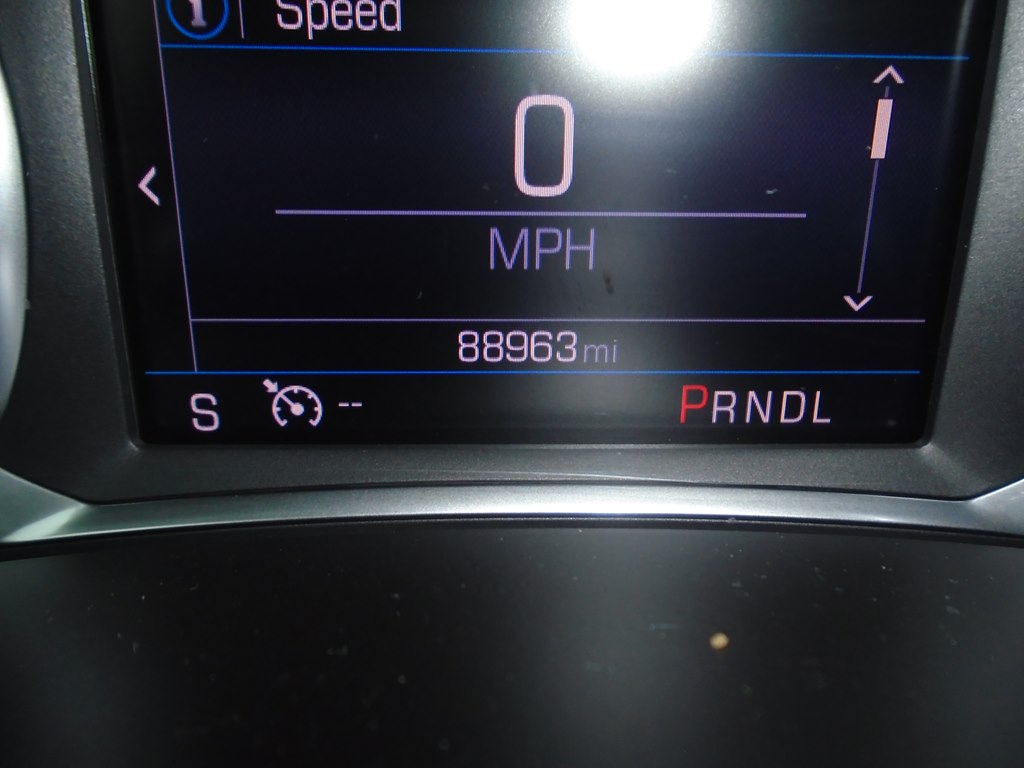Photo 53 of this CHEVROLET EQUINOX