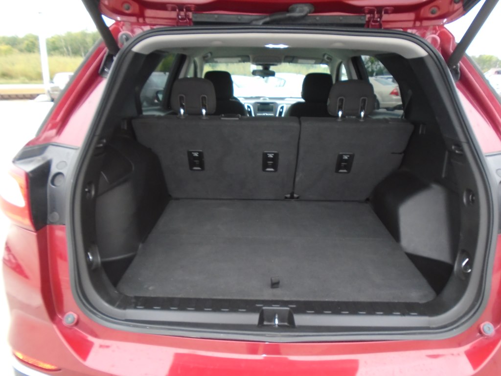 Photo 14 of this CHEVROLET EQUINOX