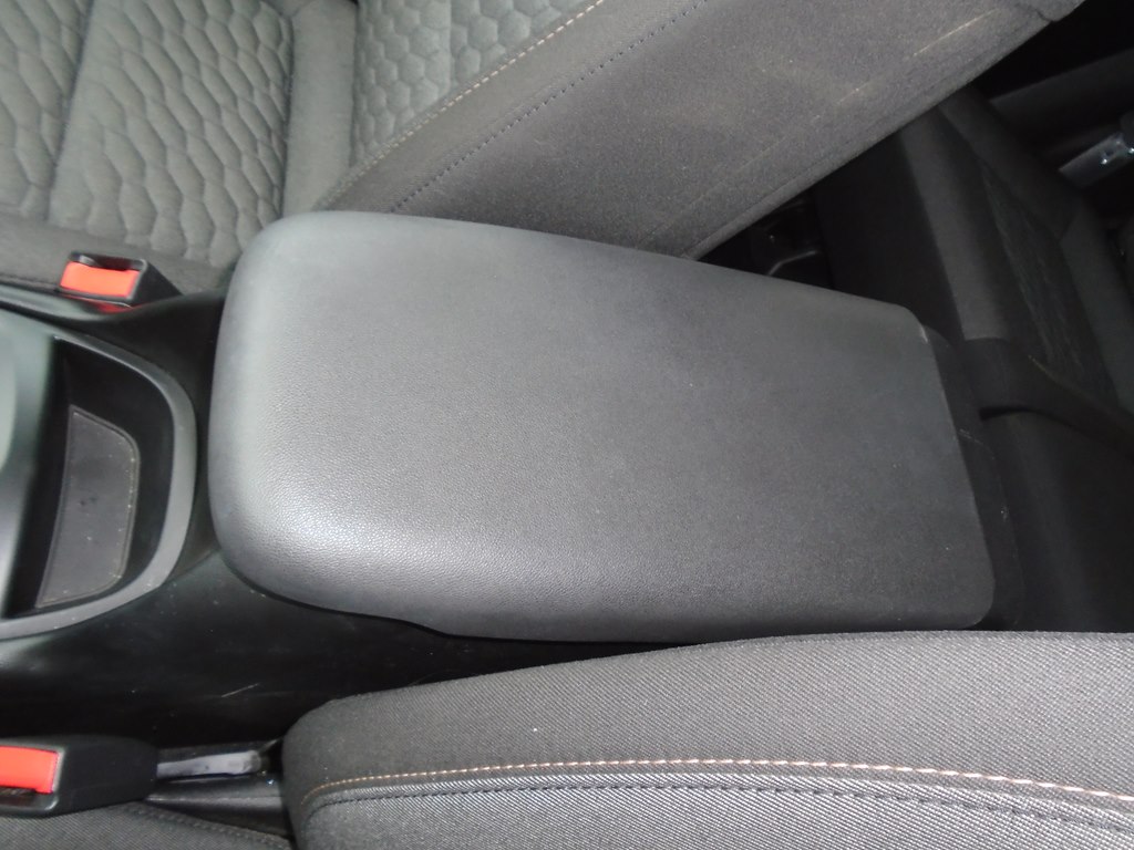 Photo 59 of this CHEVROLET EQUINOX
