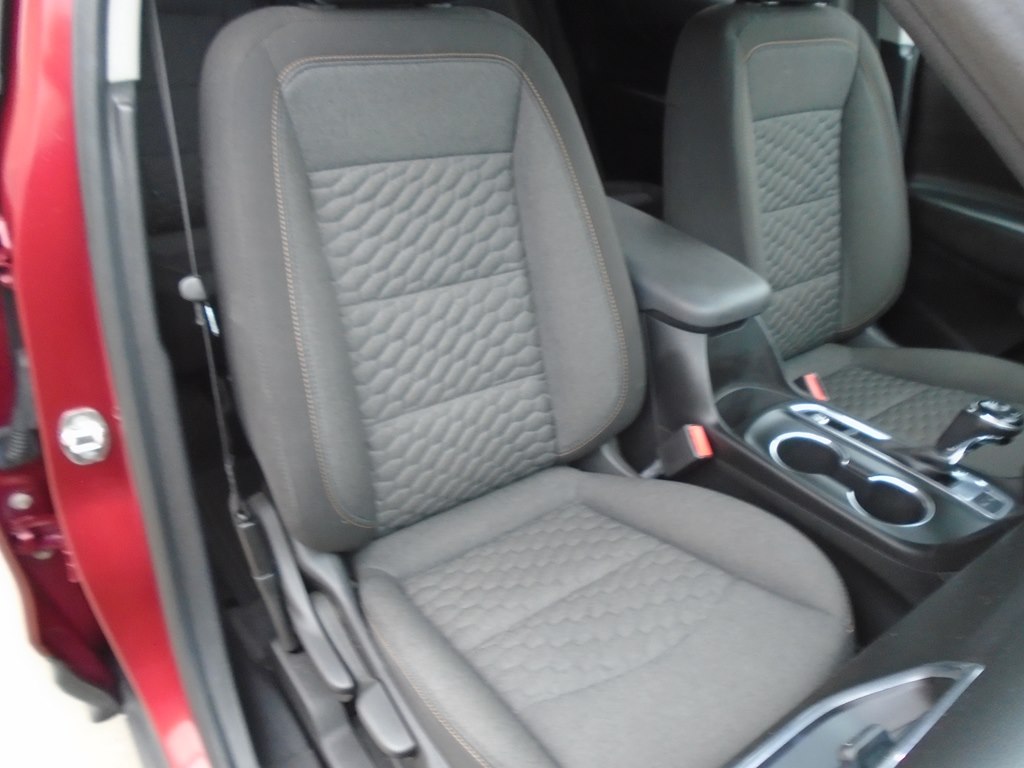 Photo 37 of this CHEVROLET EQUINOX