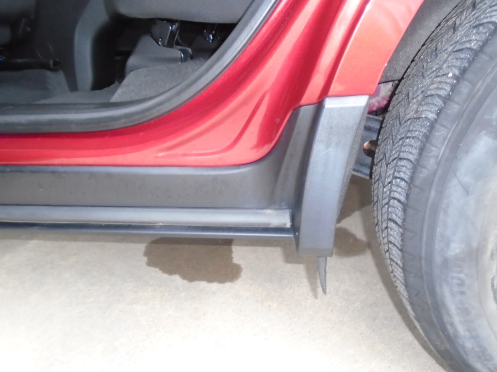 Photo 32 of this CHEVROLET EQUINOX