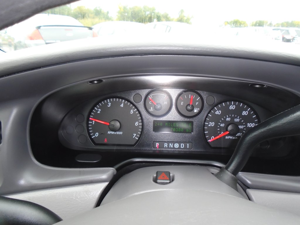 Photo 56 of this FORD TAURUS