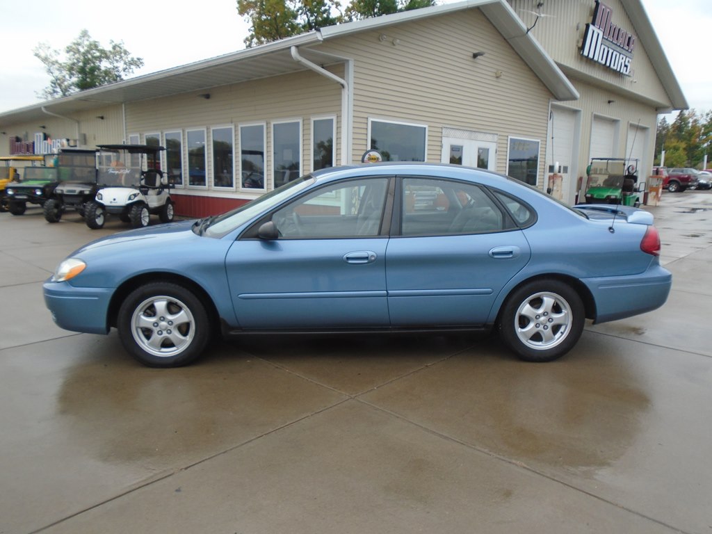 2006 FORD TAURUS