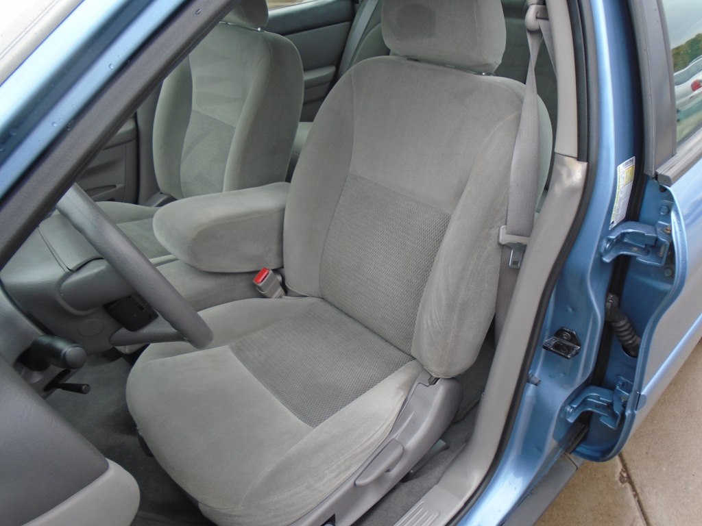 Photo 20 of this FORD TAURUS