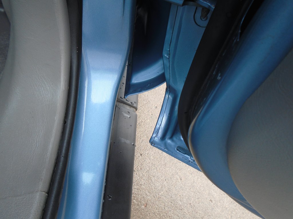 Photo 49 of this FORD TAURUS