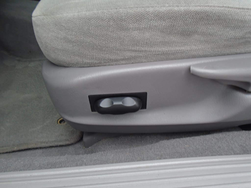 Photo 16 of this FORD TAURUS