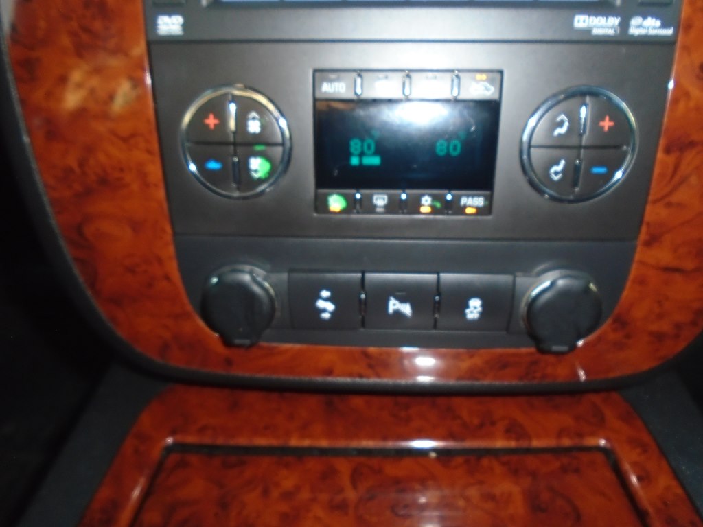 Photo 63 of this CHEVROLET AVALANCHE