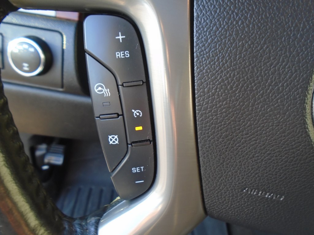 Photo 55 of this CHEVROLET AVALANCHE