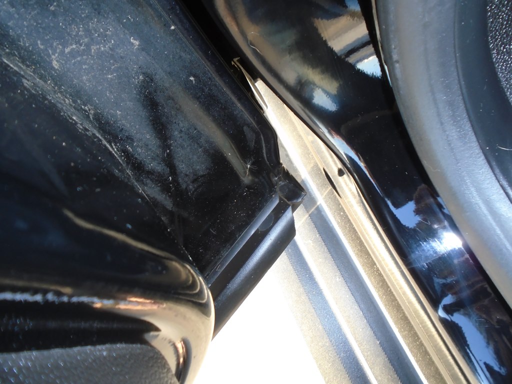 Photo 32 of this CHEVROLET AVALANCHE