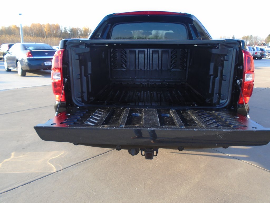 Photo 14 of this CHEVROLET AVALANCHE