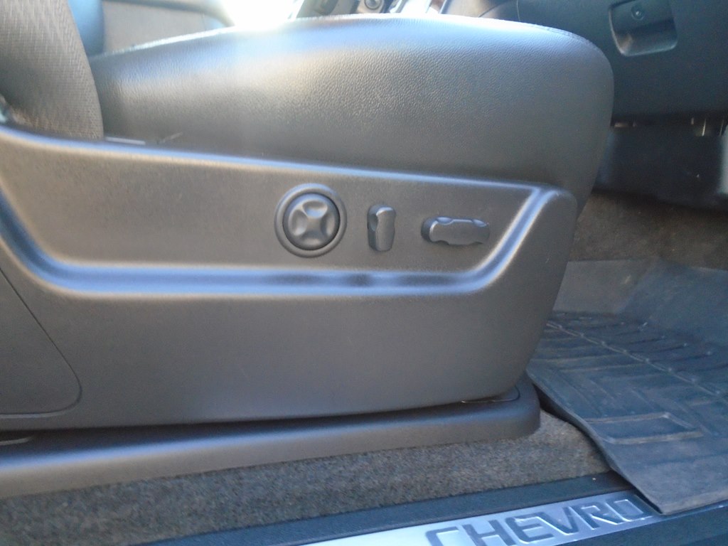 Photo 37 of this CHEVROLET AVALANCHE