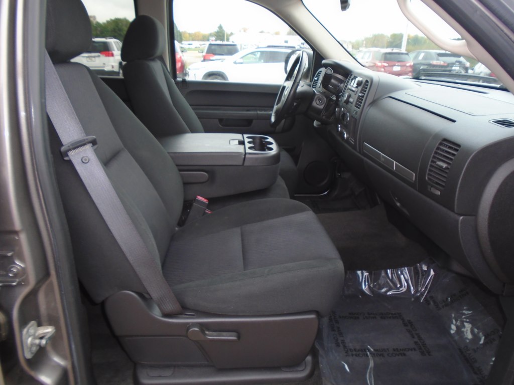 Photo 31 of this CHEVROLET SILVERADO 1500