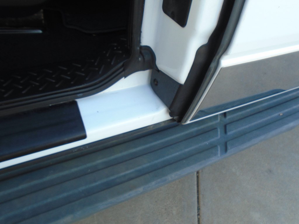 Photo 24 of this FORD F150 LARIAT