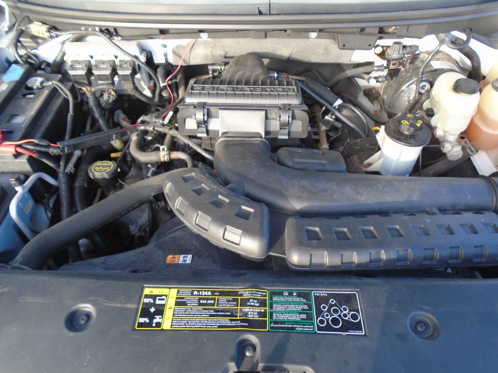 Photo 54 of this FORD F150 LARIAT