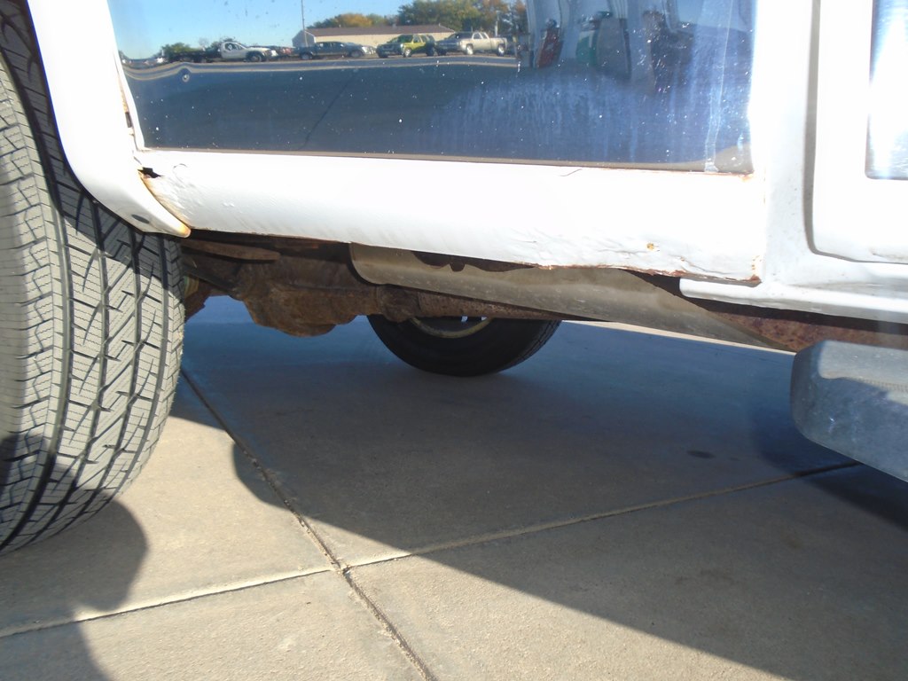 Photo 12 of this FORD F150 LARIAT