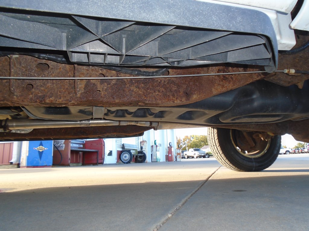 Photo 62 of this FORD F150 LARIAT