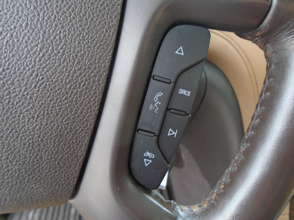 Photo 53 of this BUICK ENCLAVE