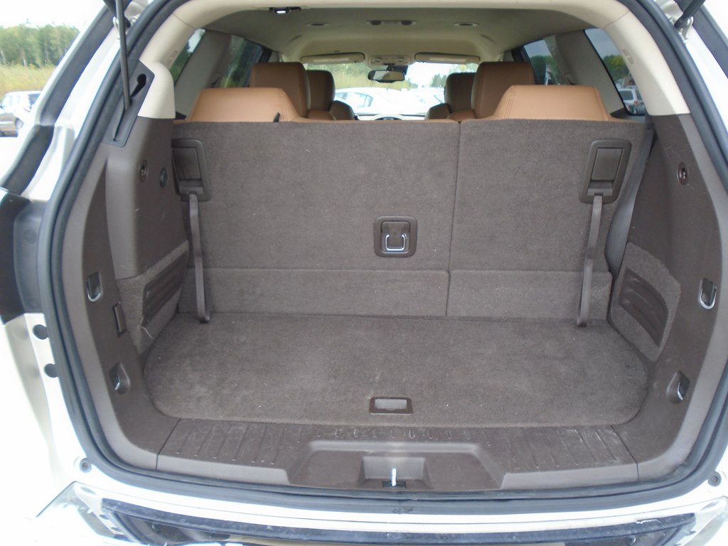 Photo 14 of this BUICK ENCLAVE