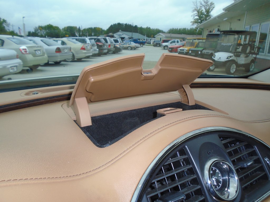 Photo 56 of this BUICK ENCLAVE