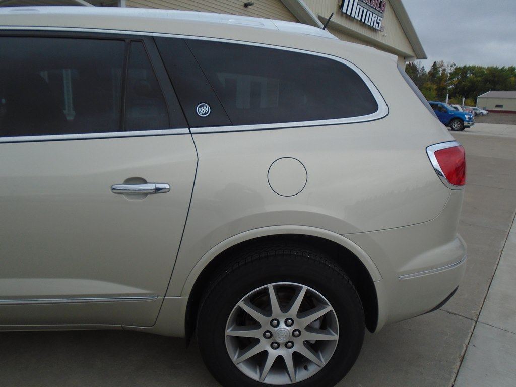 Photo 5 of this BUICK ENCLAVE