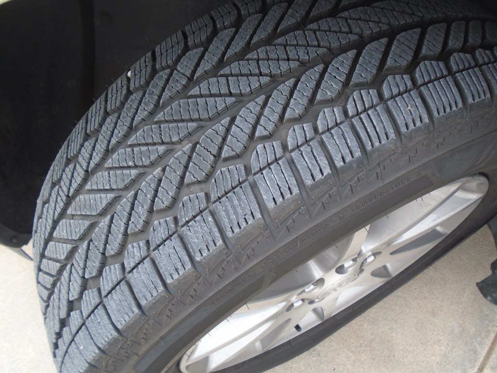 Photo 68 of this BUICK ENCLAVE