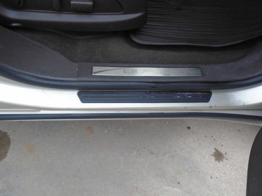 Photo 41 of this BUICK ENCLAVE