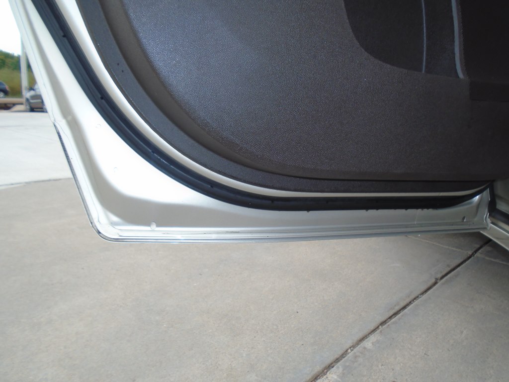 Photo 34 of this BUICK ENCLAVE