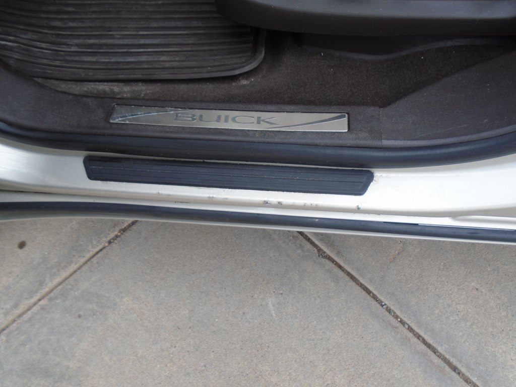 Photo 23 of this BUICK ENCLAVE