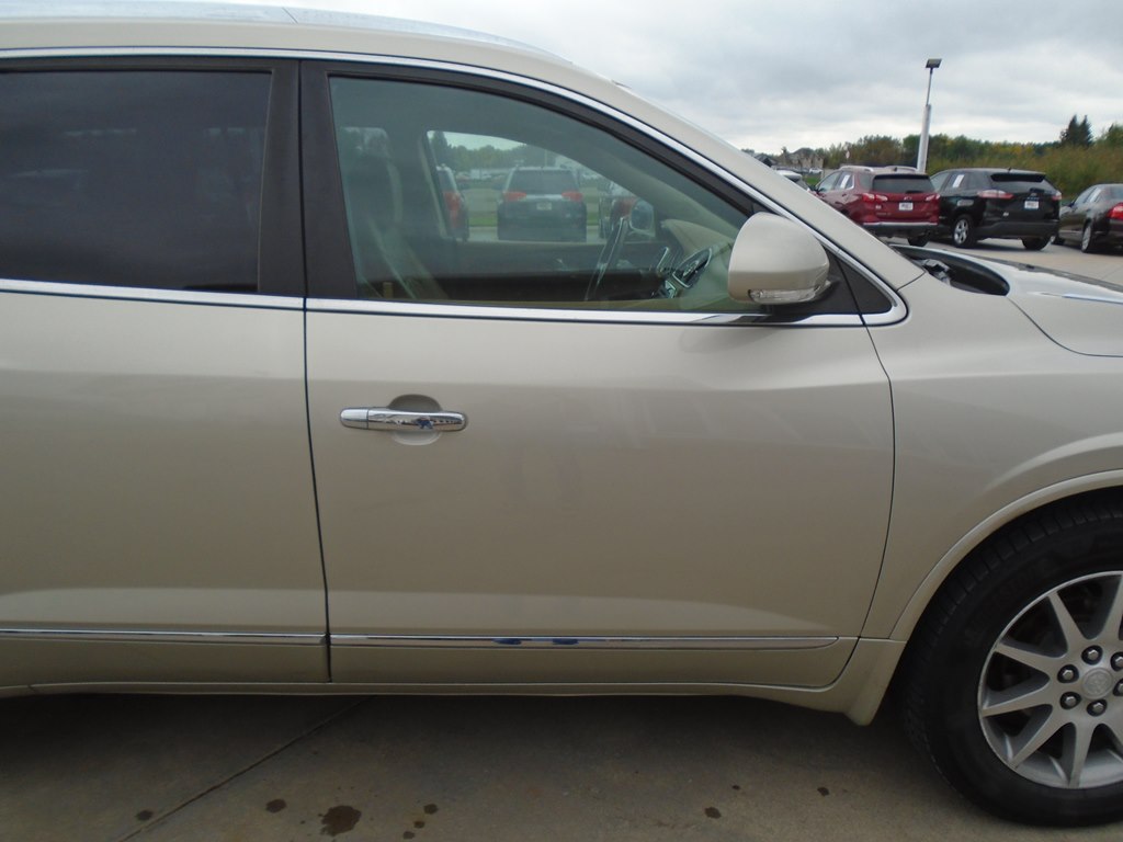 Photo 9 of this BUICK ENCLAVE