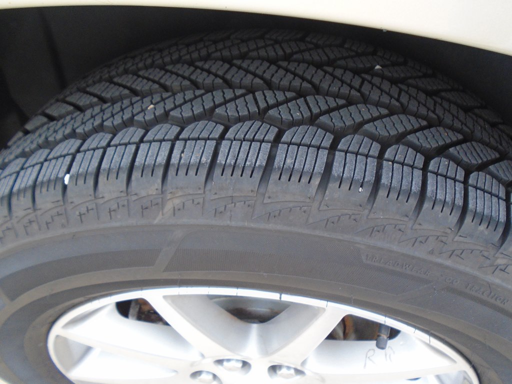 Photo 71 of this BUICK ENCLAVE