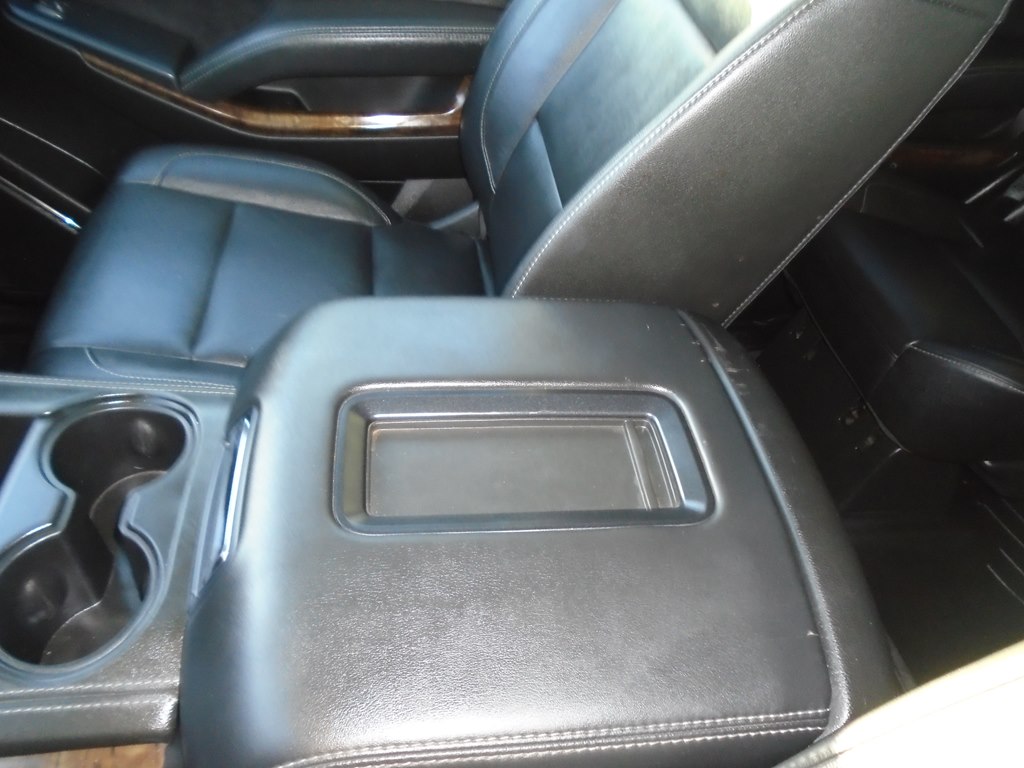 Photo 63 of this CHEVROLET TAHOE
