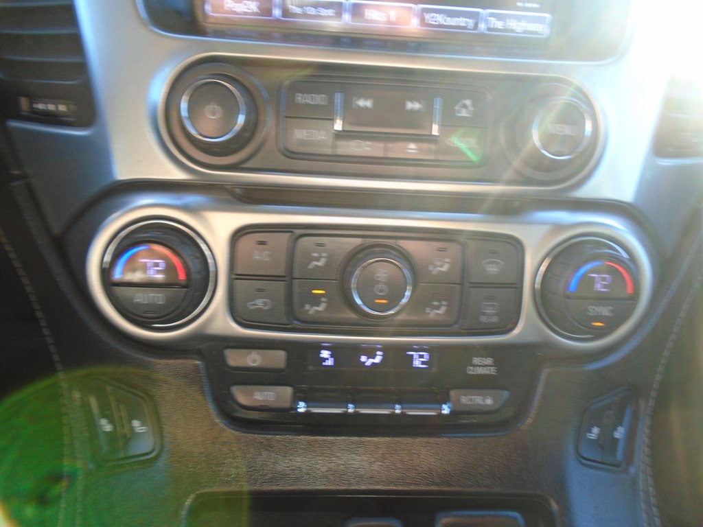 Photo 60 of this CHEVROLET TAHOE