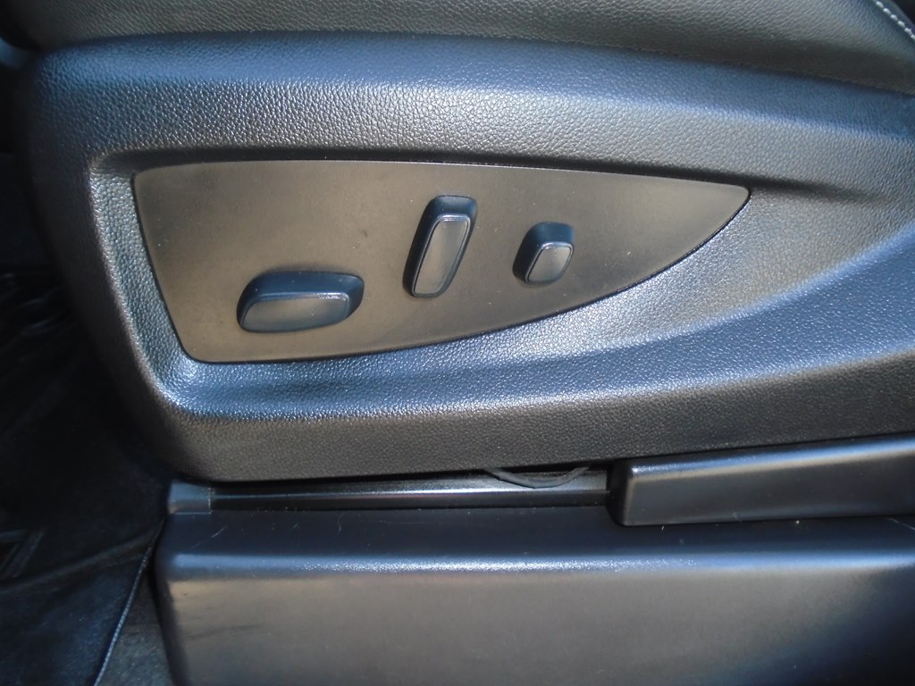 Photo 18 of this CHEVROLET TAHOE