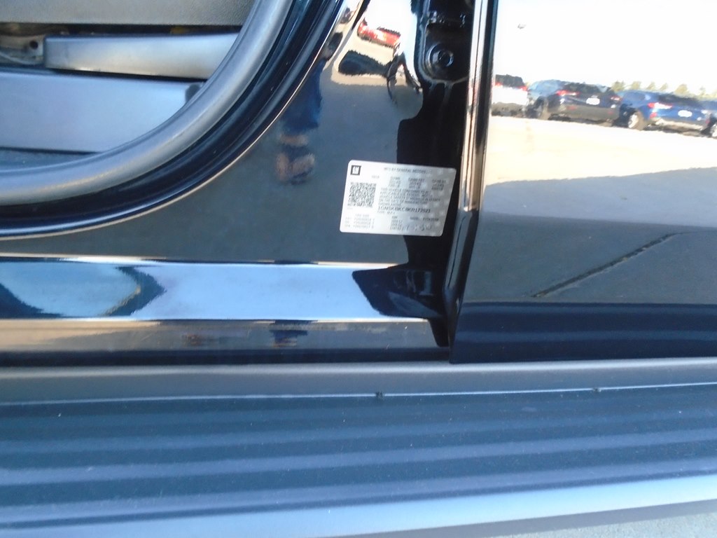 Photo 26 of this CHEVROLET TAHOE